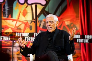 Legendary Silicon Valley trader Vinod Khosla says the existential hazard of sentient AI killing us is ‘not deserving of conversation’