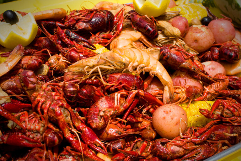 Cell, Alabama: Crawfish, Craft Beers & Cocktails