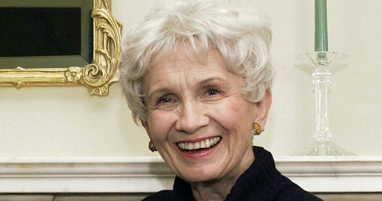 Alice Munro, Writer Hailed As Learn Of Modern day Short Tale, Dies At 92